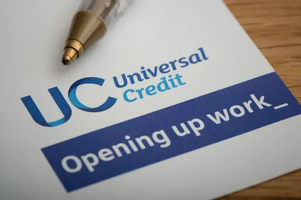 أزمة صامتة:مليون مهاجر في بريطانيا يعيشون على “Universal Credit''
