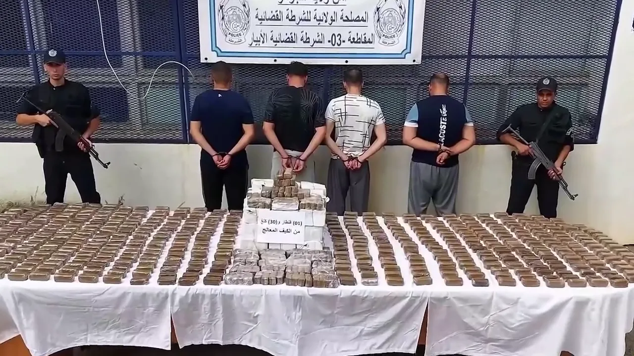 حجز قنطار و30 كلغ من الكيف المعالج مصدره المغرب
