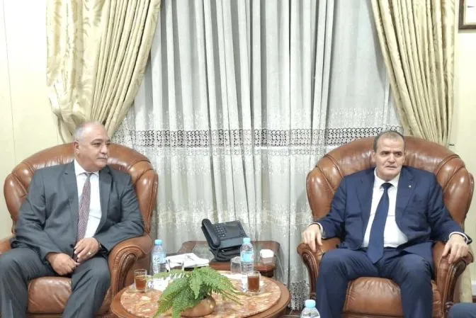 وزير التجارة الخارجية  يستقبل رئيس الجمعية الوطنية للمصدرين الجزائريين