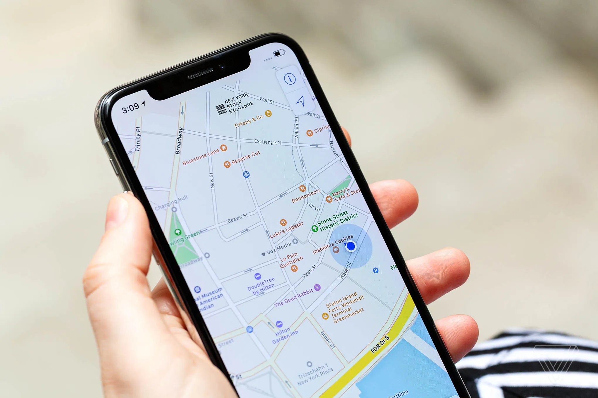 ميزة جديدة في خرائط غوغل للحفاظ على استهلاك بطارية الهواتف