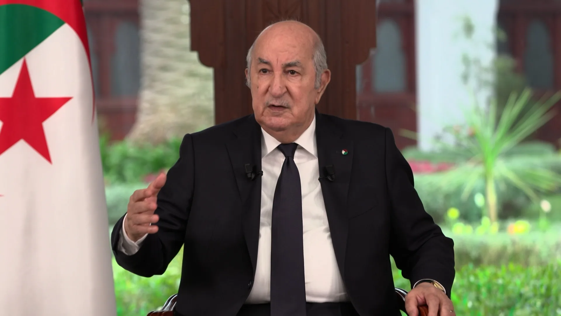 الرئيس تبون: لم أطلب كوطة تأشيرات من فرنسا والجزائر لا تتسول