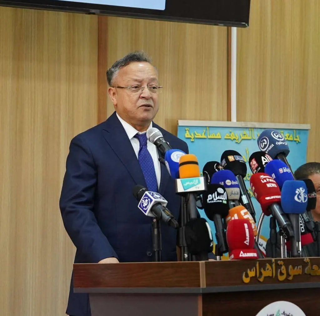 بداري يبرز الدور المحوري للجامعات الحدودية بين الجزائر وتونس
