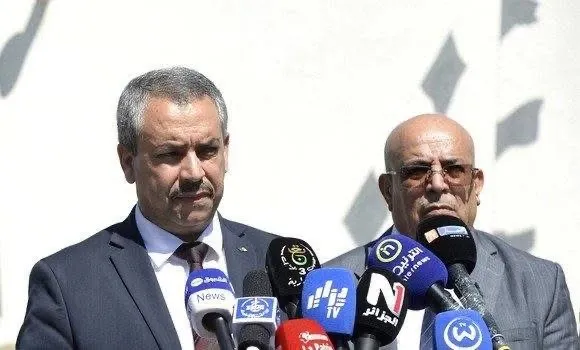 وزير التربية الوطنية يدشن عدة هياكل تربوية بالمدية