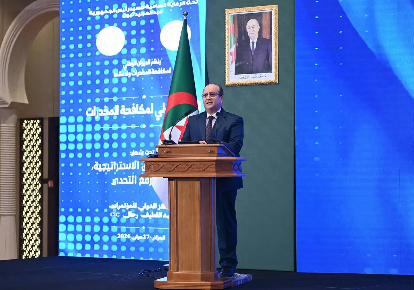 الوزير الأول: تجفيف منابع المخدرات وحماية الشباب أولوية الدولة