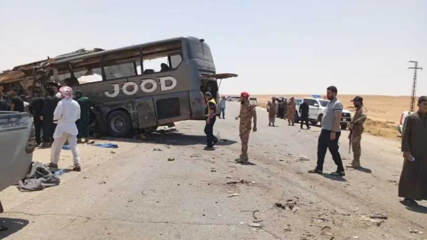 وزارة الصحة السورية: وفاة 35 شخصا وجرح 30 آخرين في حادث اصطدام حافلتين