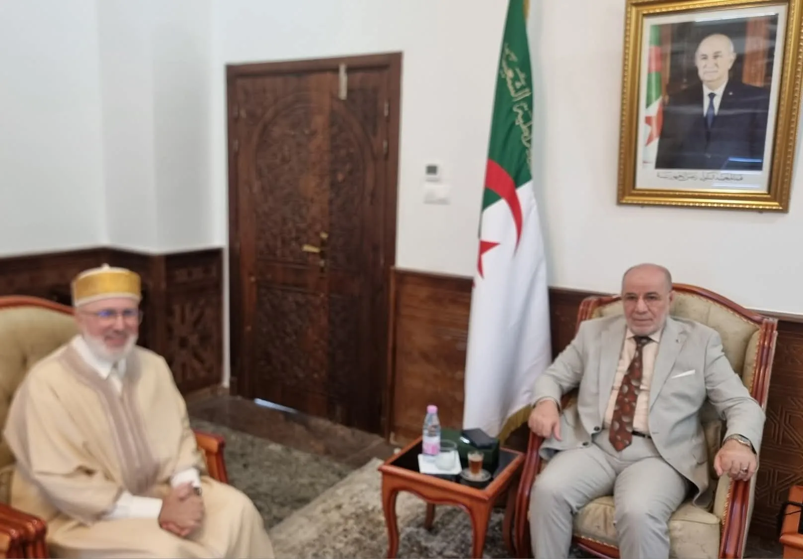 بلمهدي يشيد بدور الزوايا والمدارس القرآنية في تعزيز المرجعية الوطنية