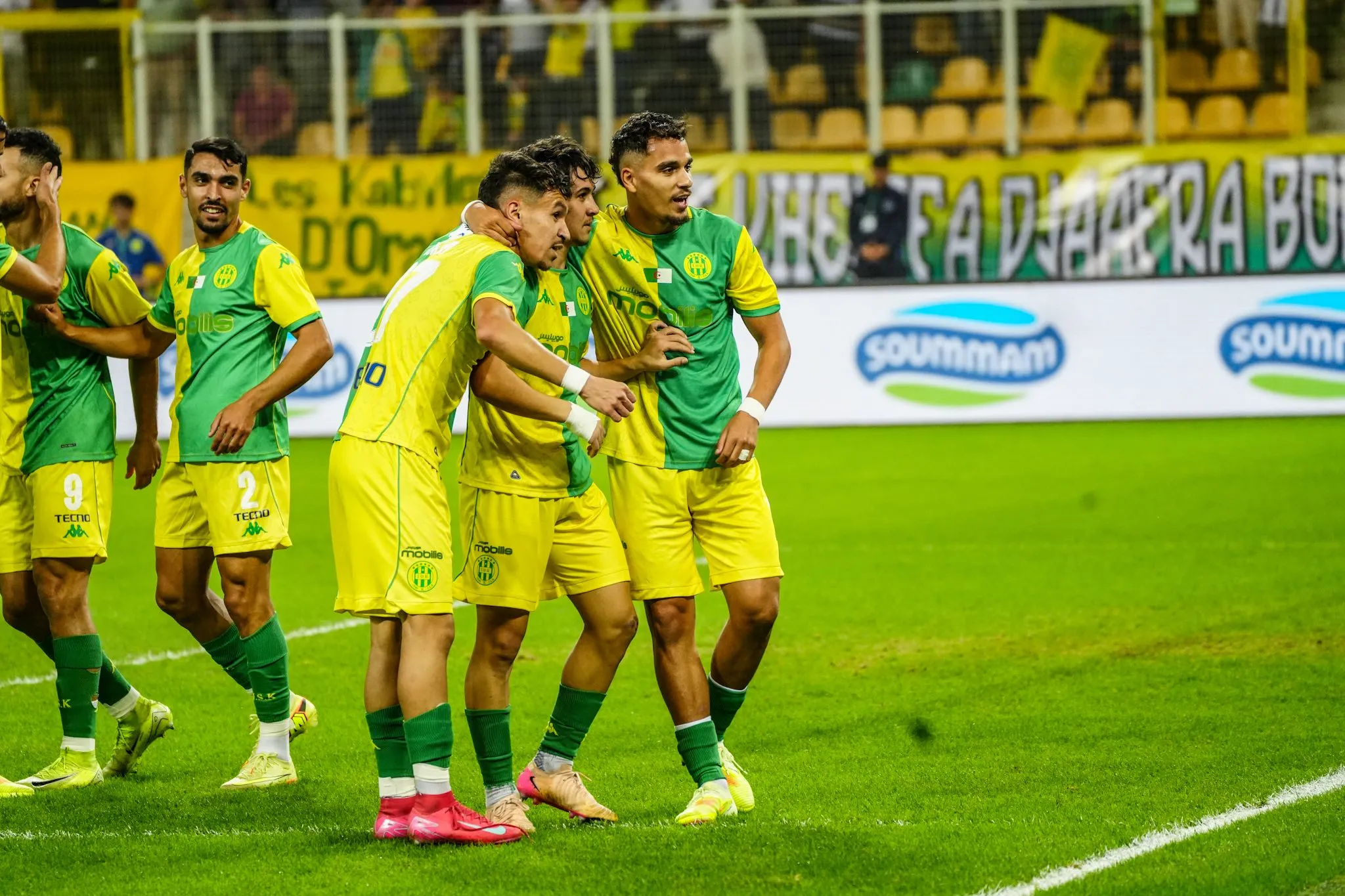 شبيبة القبائل تتأهل إلى دور مجموعات دوري أبطال إفريقيا