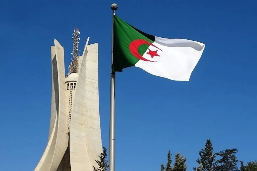 الجزائر تفوز بجائزة أفضل مبادرة شبابية في ريادة الأعمال المتوسطية
