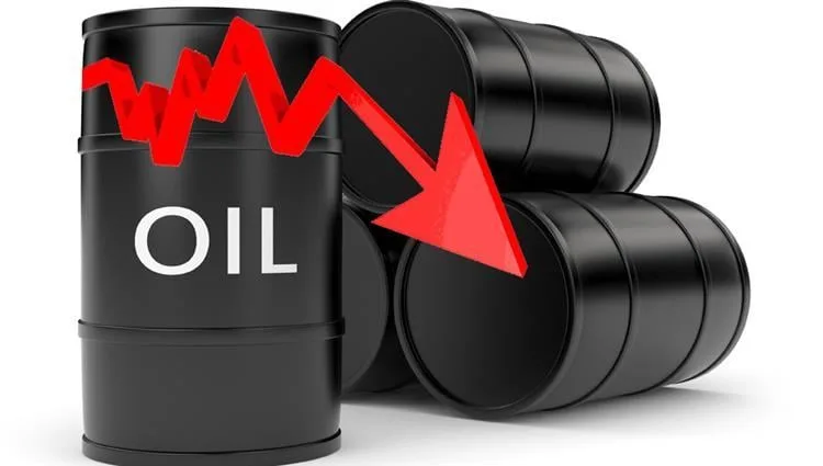 تراجع أسبوعي حاد لأسعار النفط بنسبة 8%