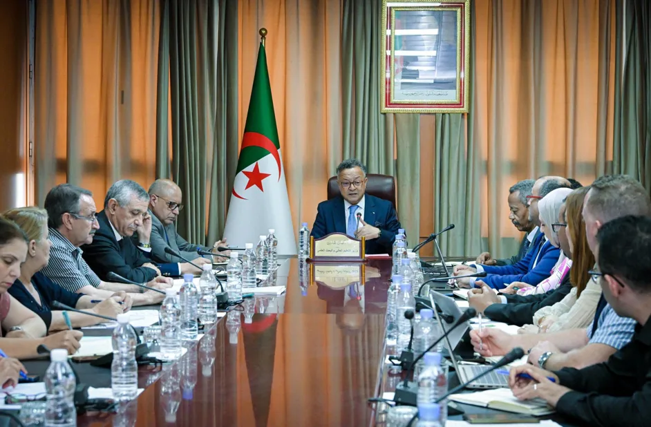 بداري يعقد اجتماعا تويجيهيا تحضيرا للدخول الجامعي