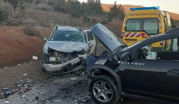 حوادث المرور تودي بحياة 5 أشخاص في ظرف يوم واحد