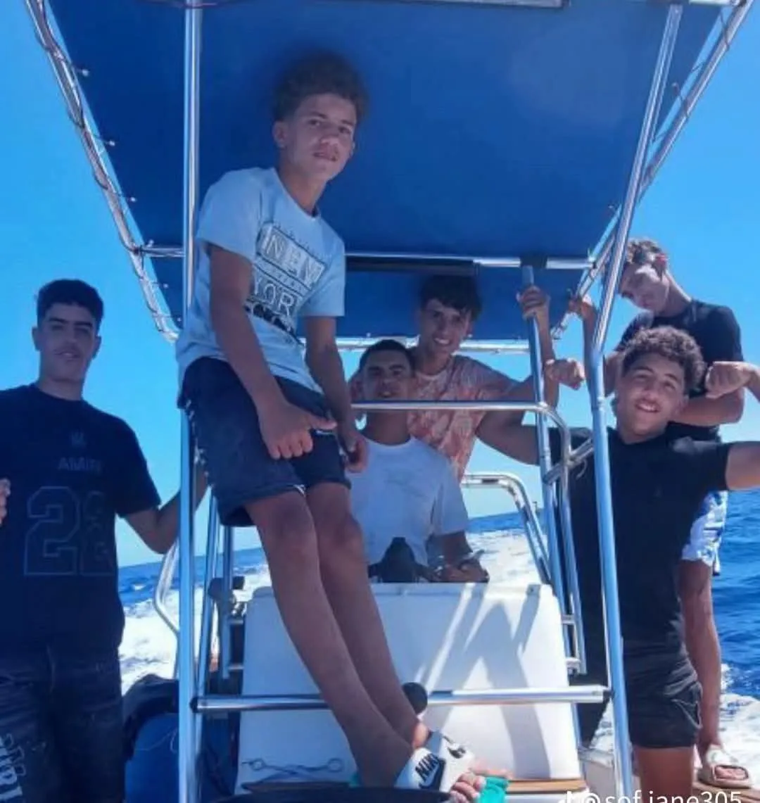 مجلة الجيش تتحدث حول هجرة 7 قصر إلى اسبانيا