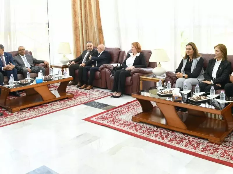 وفد عن مجموعة الصداقة البرلمانية "التونسية- الجزائرية" يحل بالجزائر