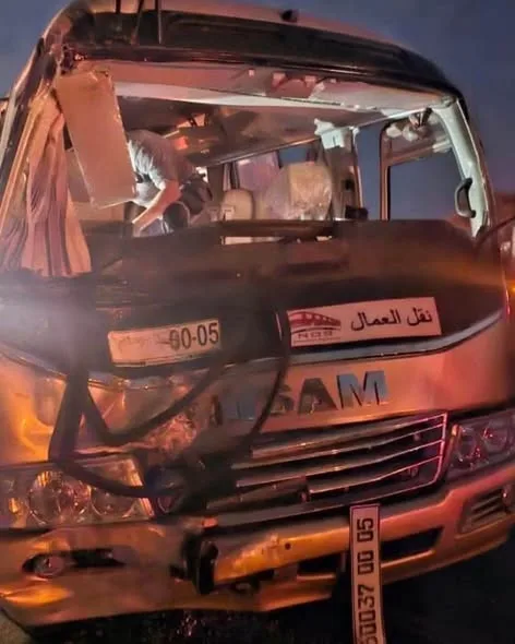 إصابة 15 شخصاً في تصادم حافلتين بولاية وهران الجزائرية