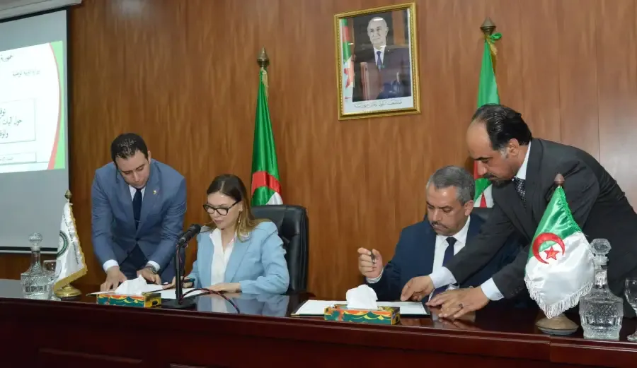 وزارة التربية تطلق مبادرة مكافحة الفساد عبر اتفاقية استراتيجية