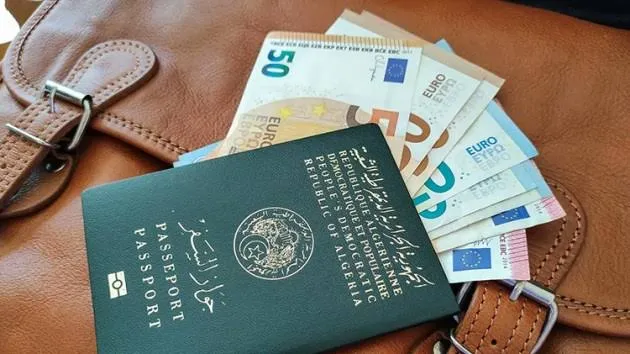 وزير الداخلية يفصل في قضية منحة السفر